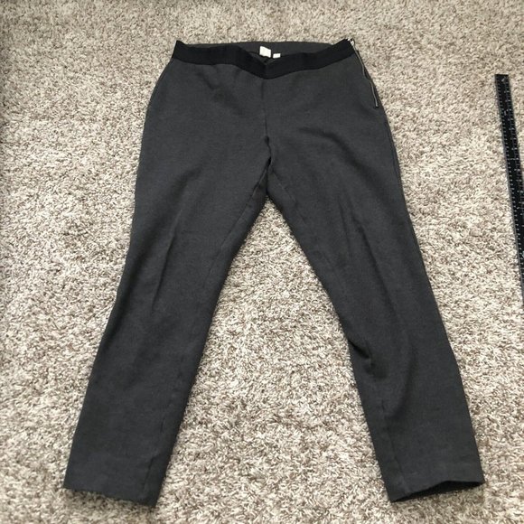 GAP Pants - gap charcoal heather Gray jeggings size Large size zipper closure elsatic waist